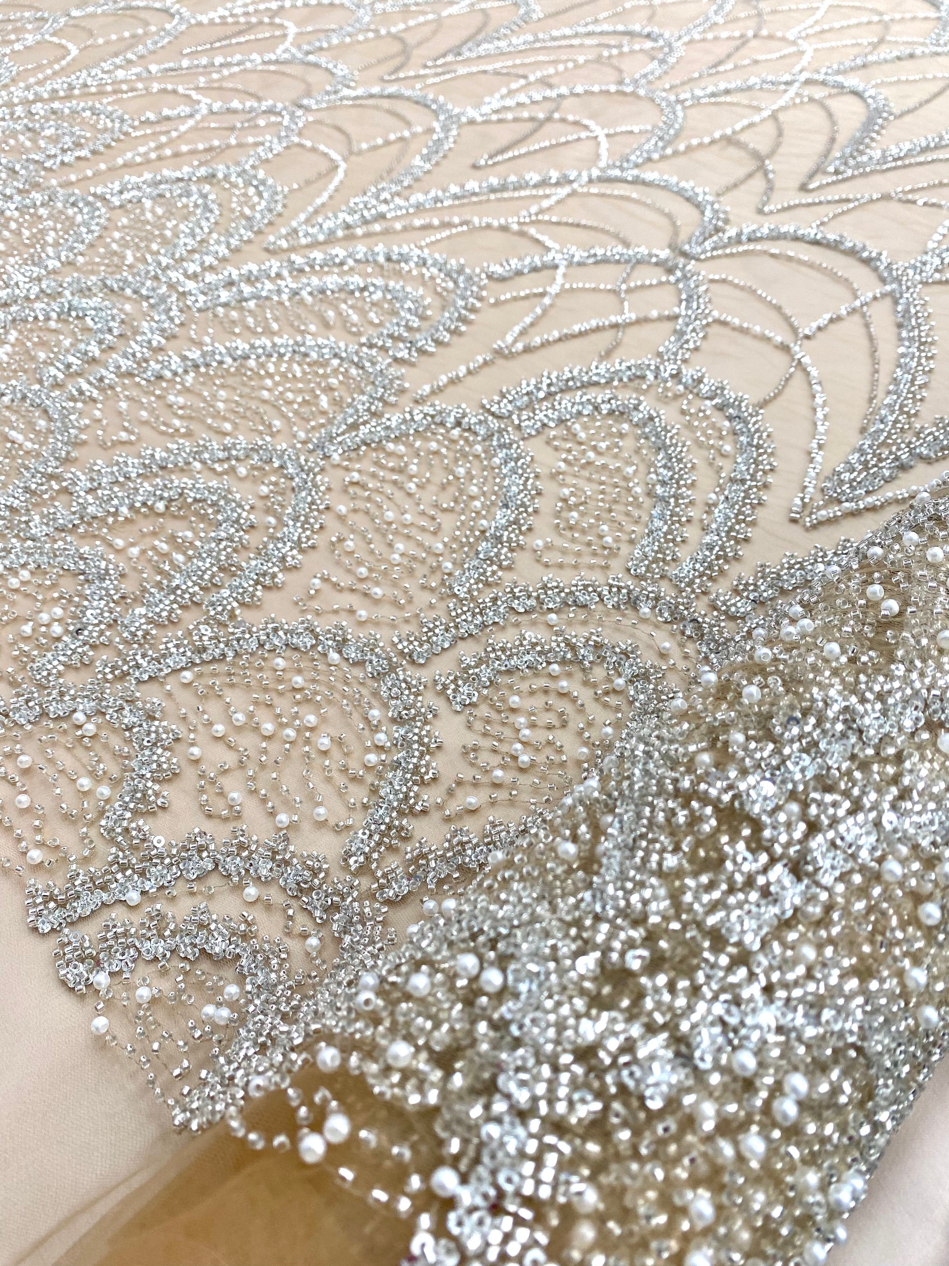 Cupon 2.39 m din Dantela Couture Argintie pe Tulle Nude cu Model Geometric, cu Perle, Margele si Paiete
