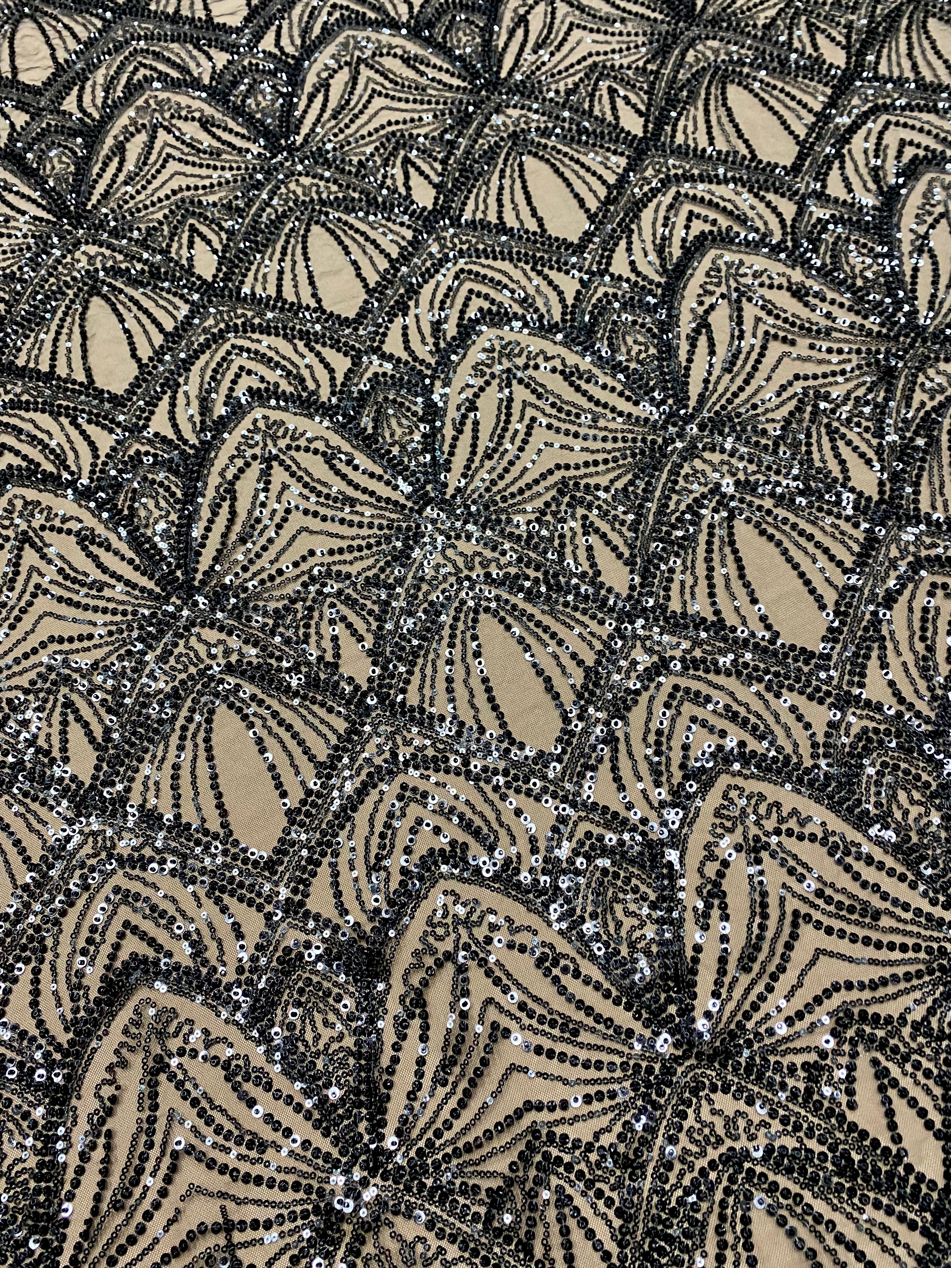 Dantela Couture Neagra cu Model Geometric, cu Perle si Margele