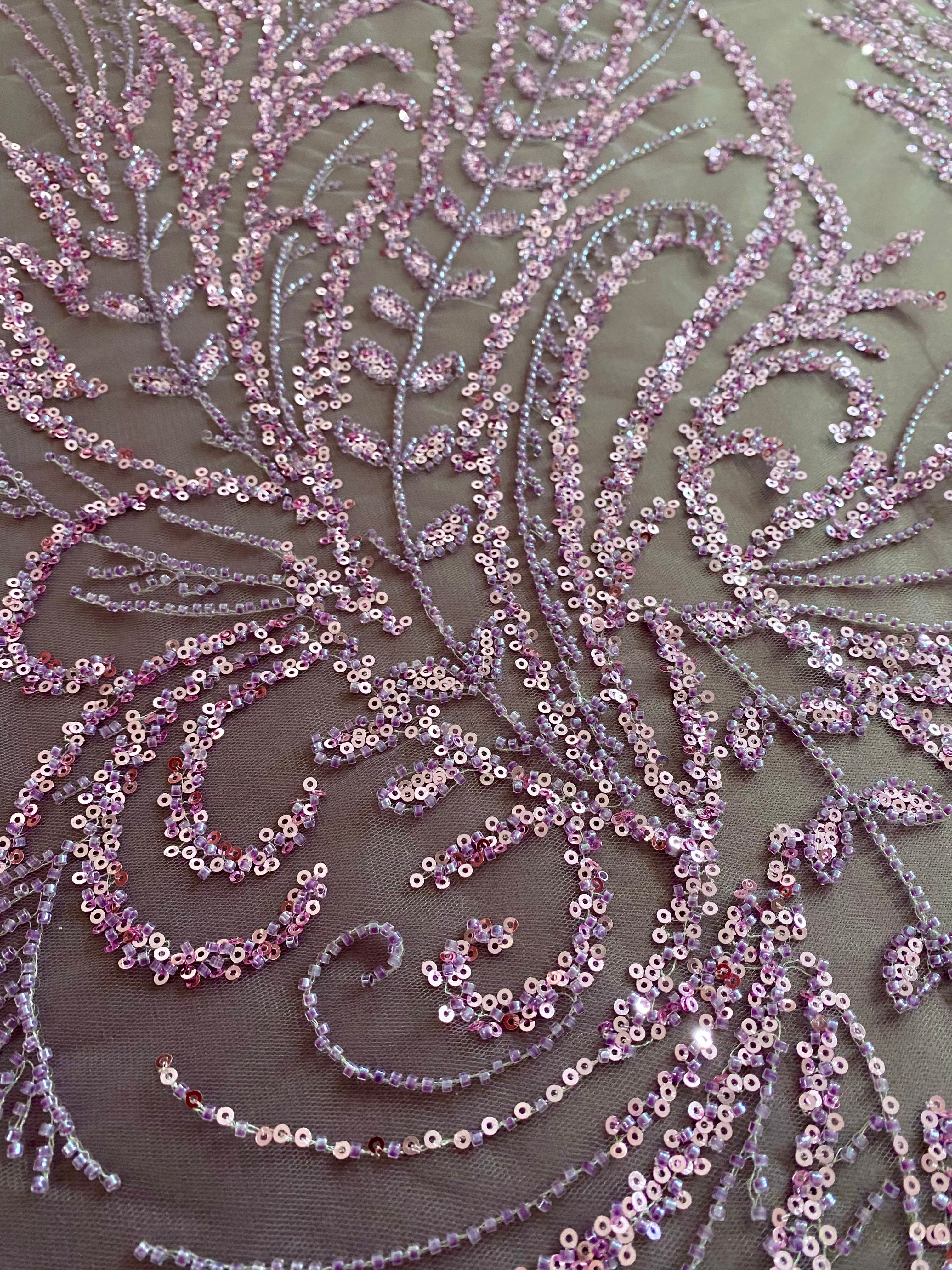 Dantela Couture Lavanda Pudrata cu Model Floral, cu Margele si Paiete