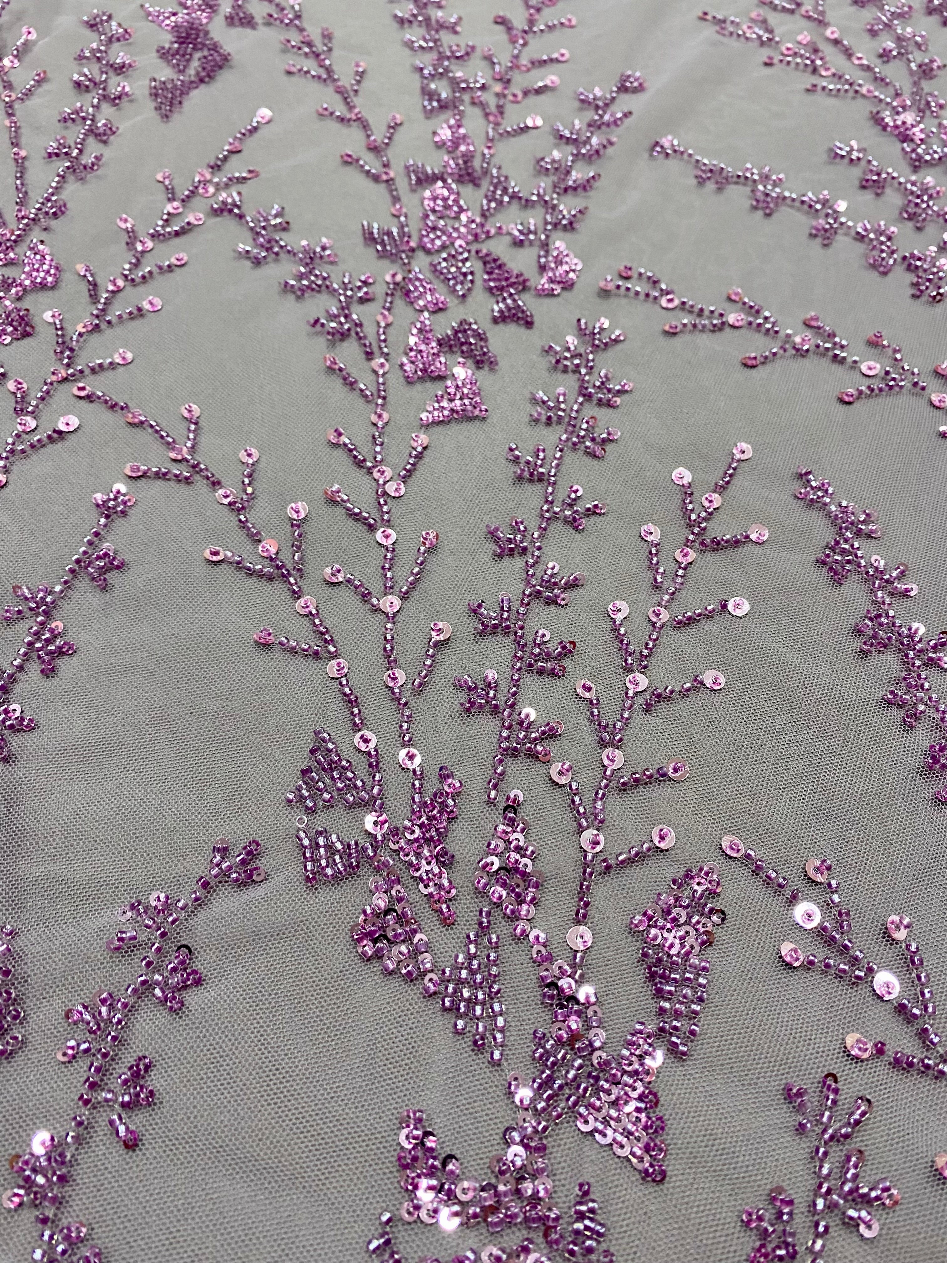 Dantela Couture Lavanda Pudrata cu Model Geometric, cu Margele si Paiete