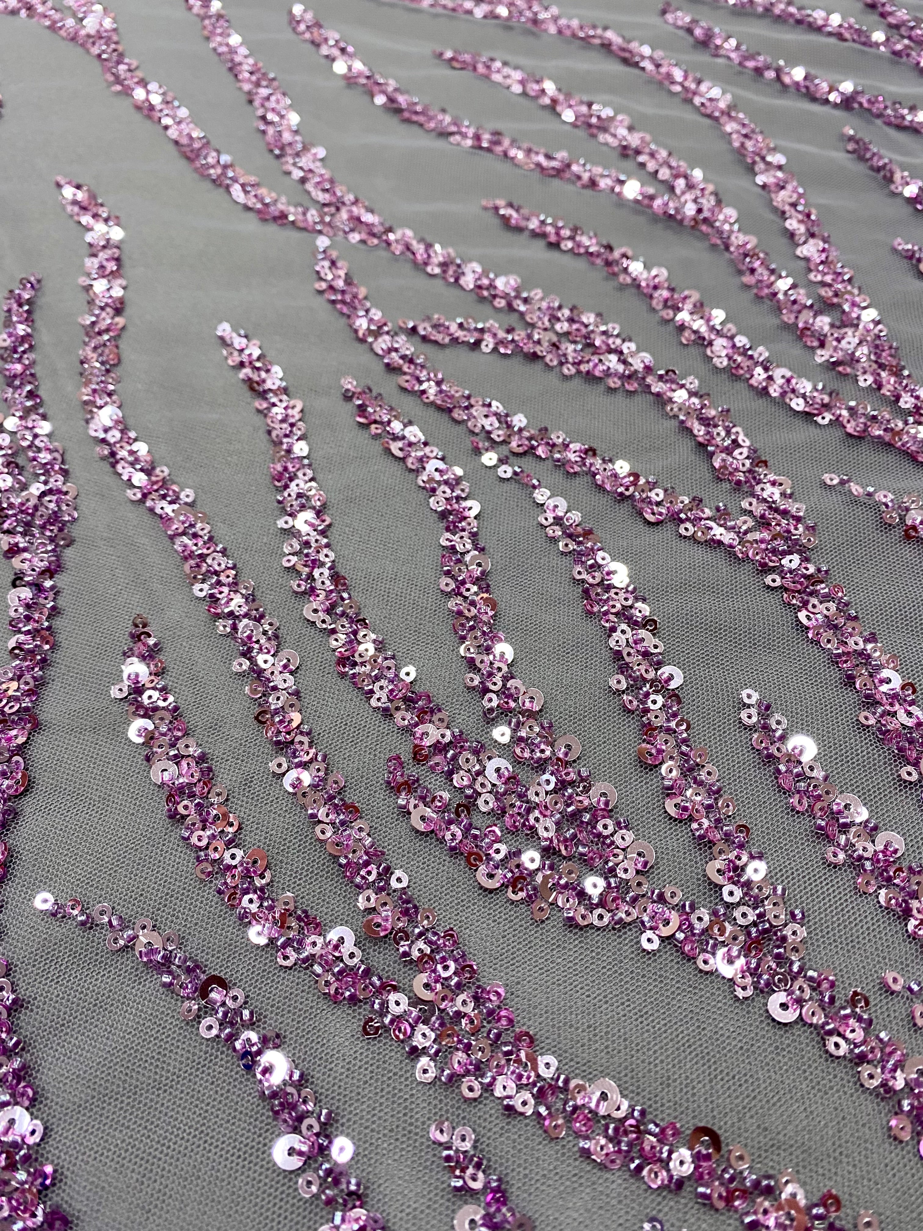 Dantela Couture Lavanda Pudrata cu Siraguri, cu Margele si Paiete