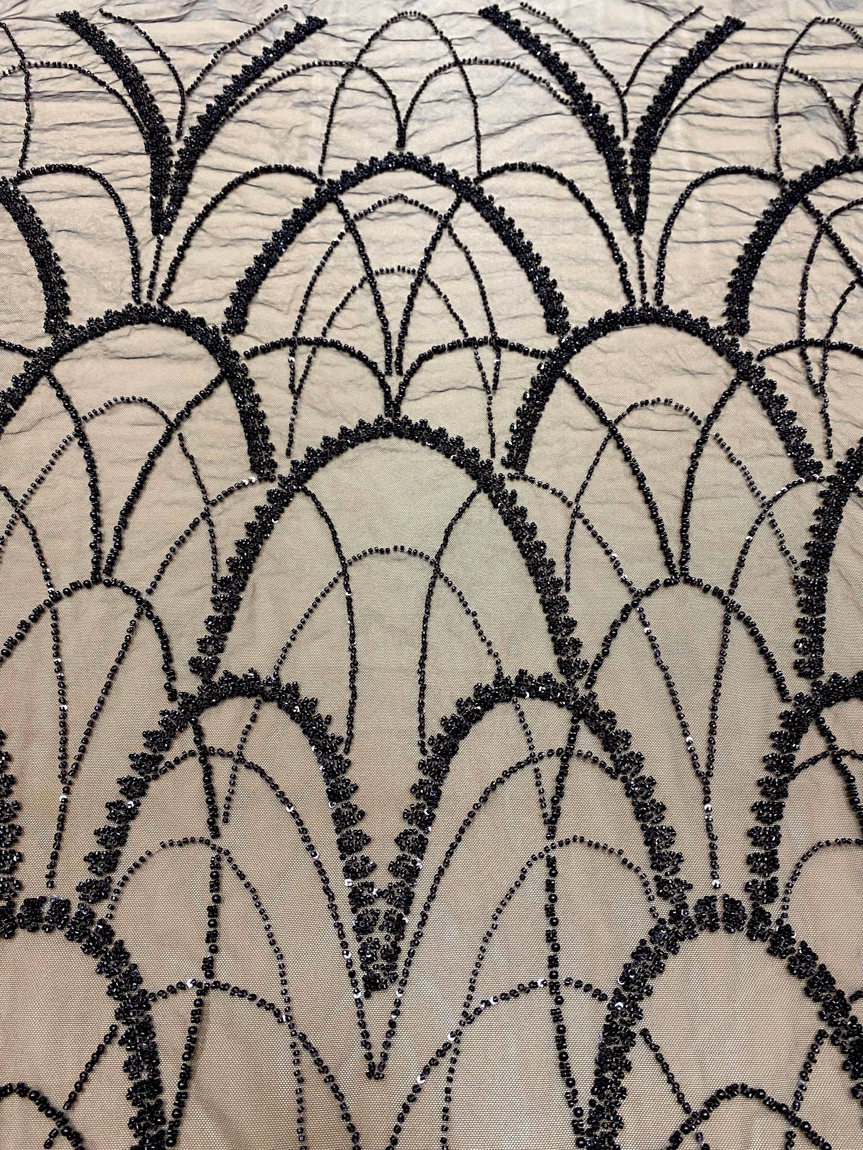 Dantela Couture Neagra cu Model Geometric, cu Perle, Margele si Paiete