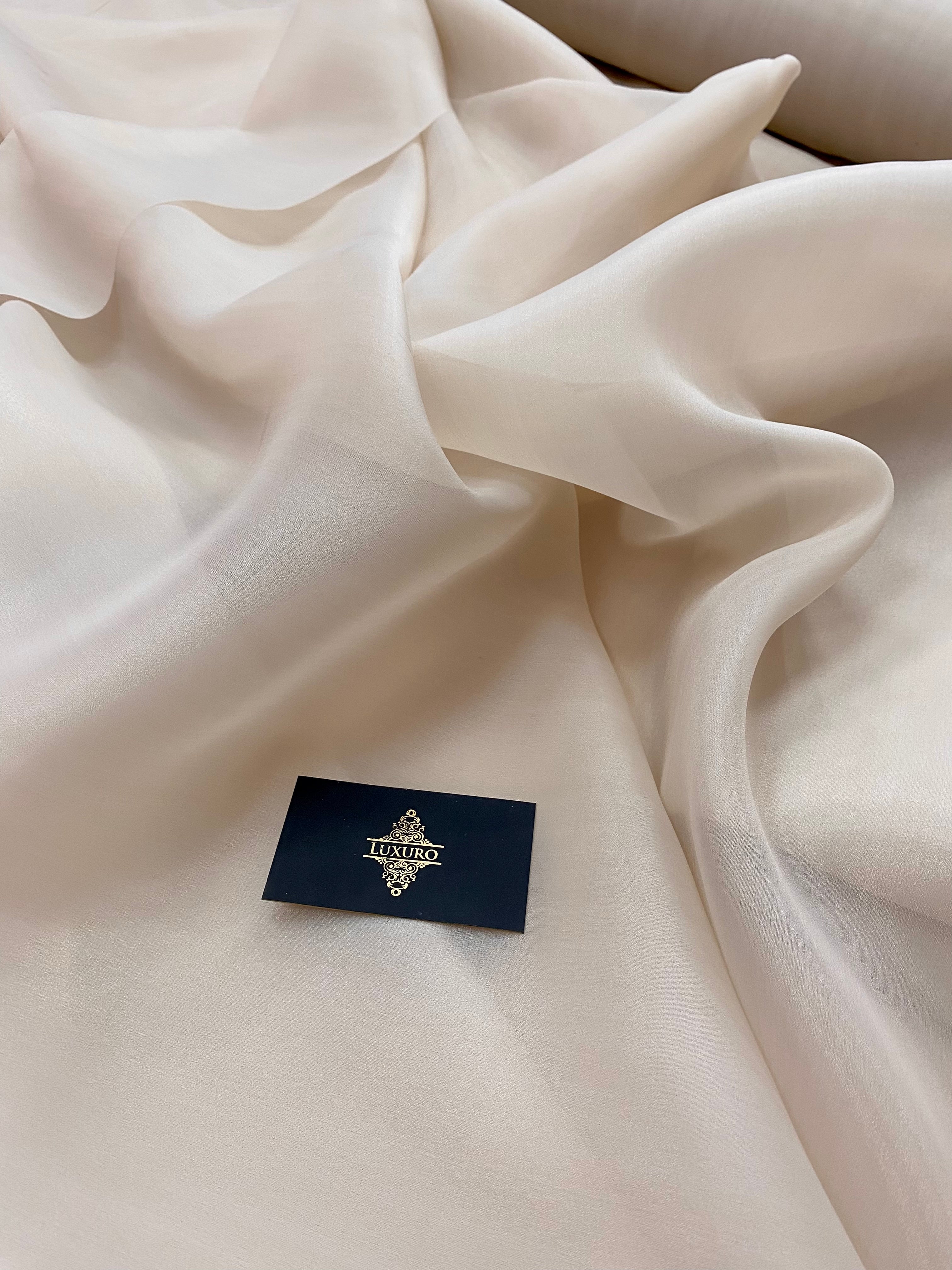 Organza világos bézs gyöngyház - 3 m szélesség