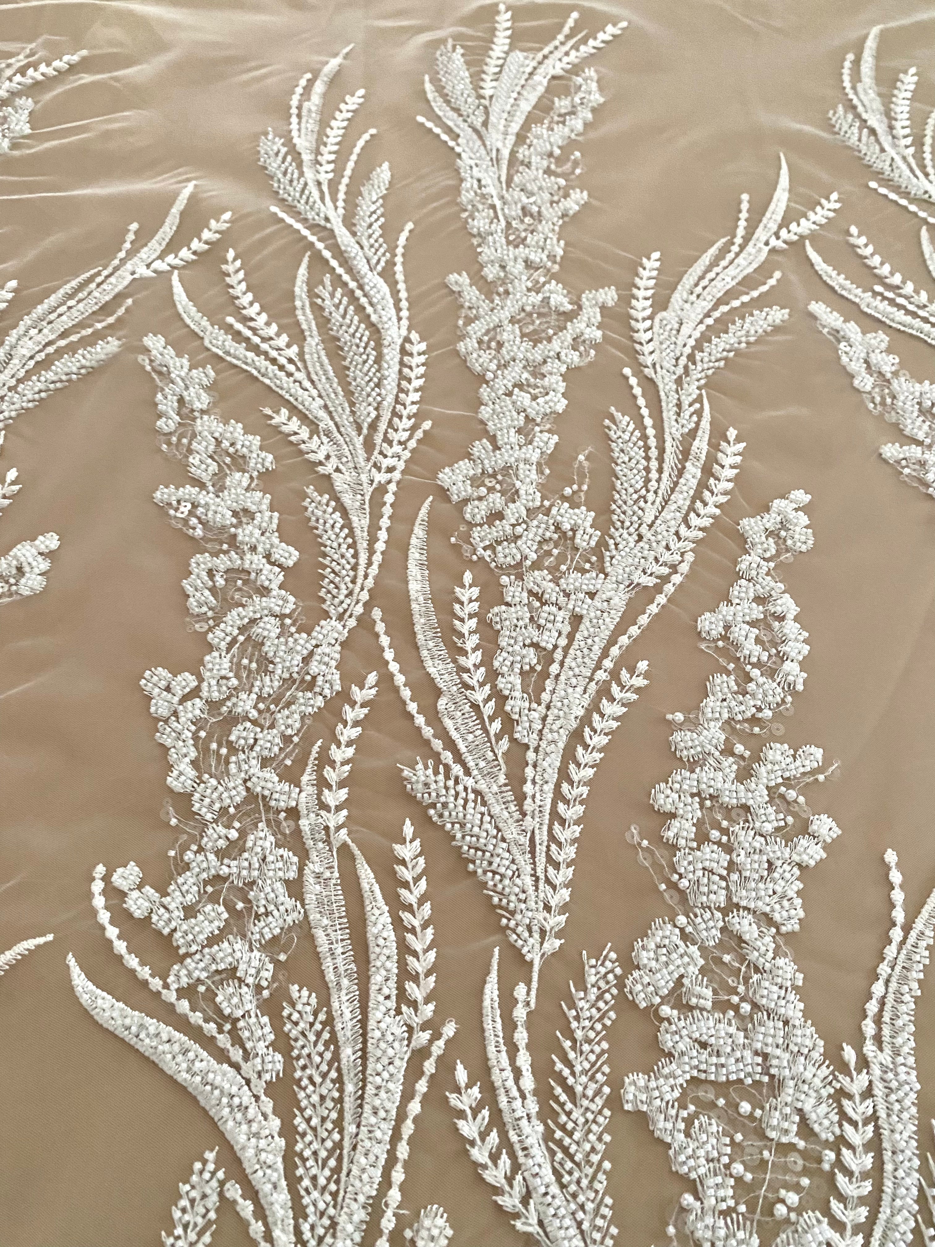 Lace with Floral Pattern, with Sided Pearls and Sequins