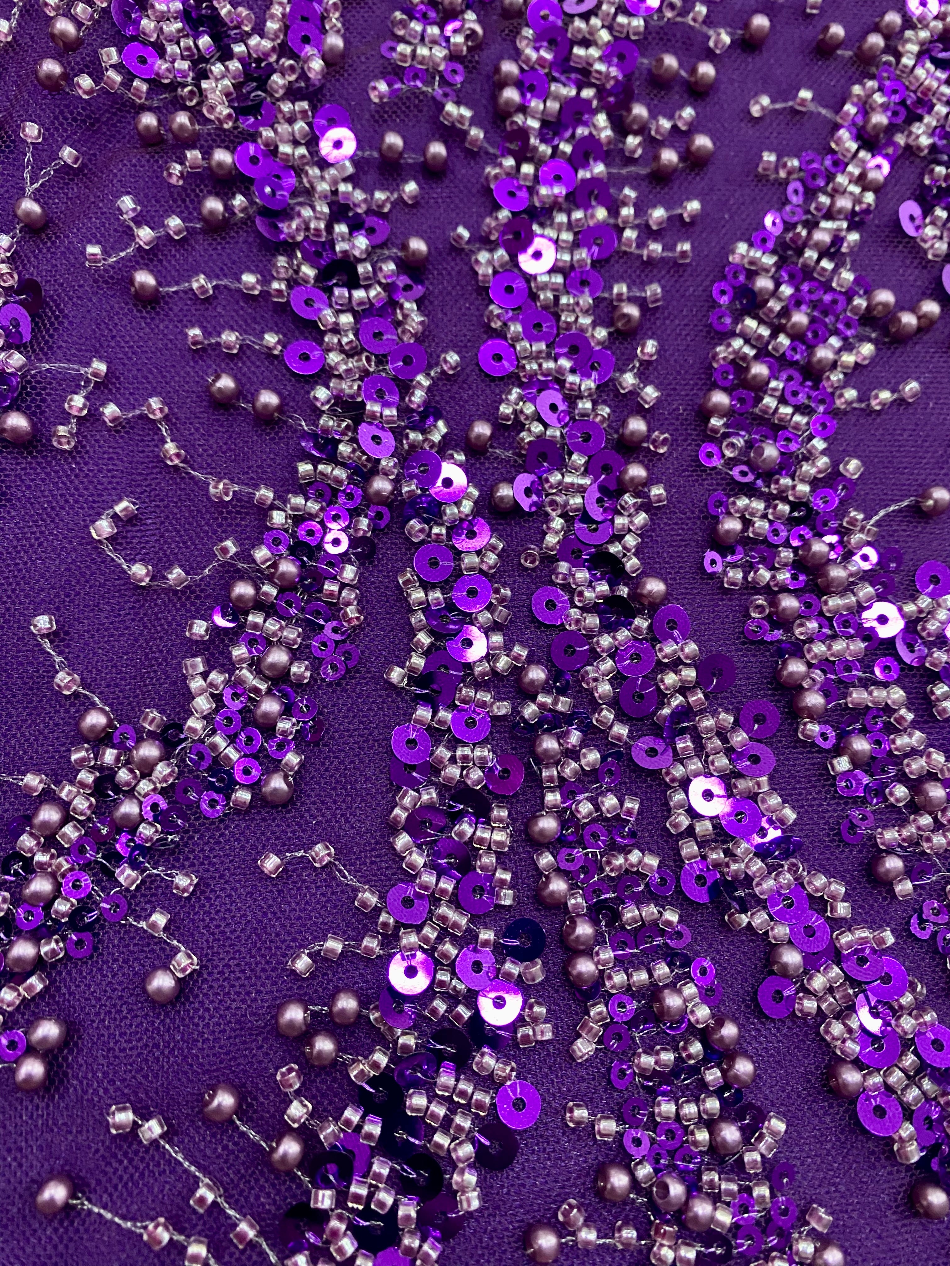 Dantela Couture Mov Inchis cu Perle, Margele si Paiete