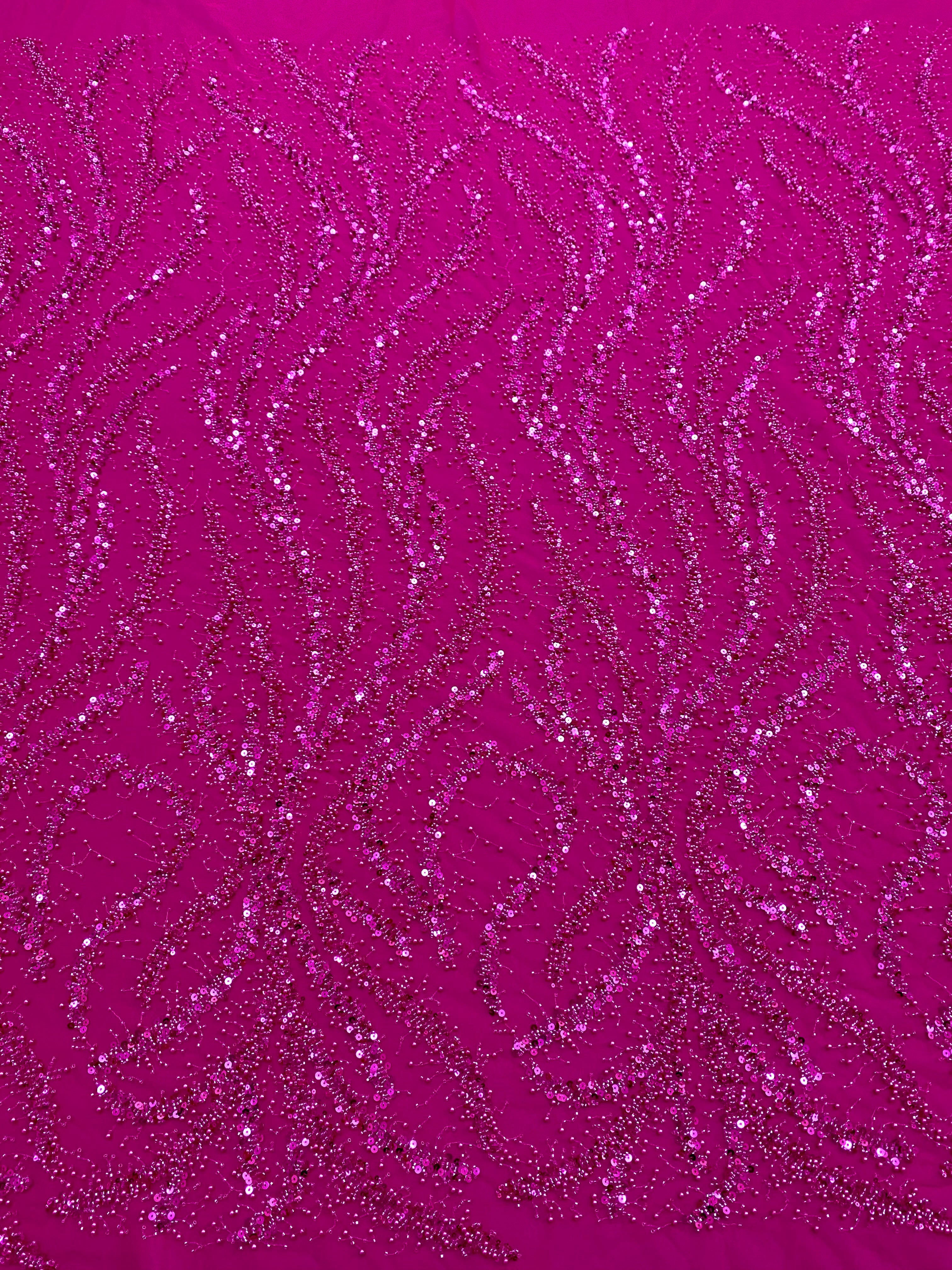 Dantela Couture Fucsia cu Perle, Margele si Paiete