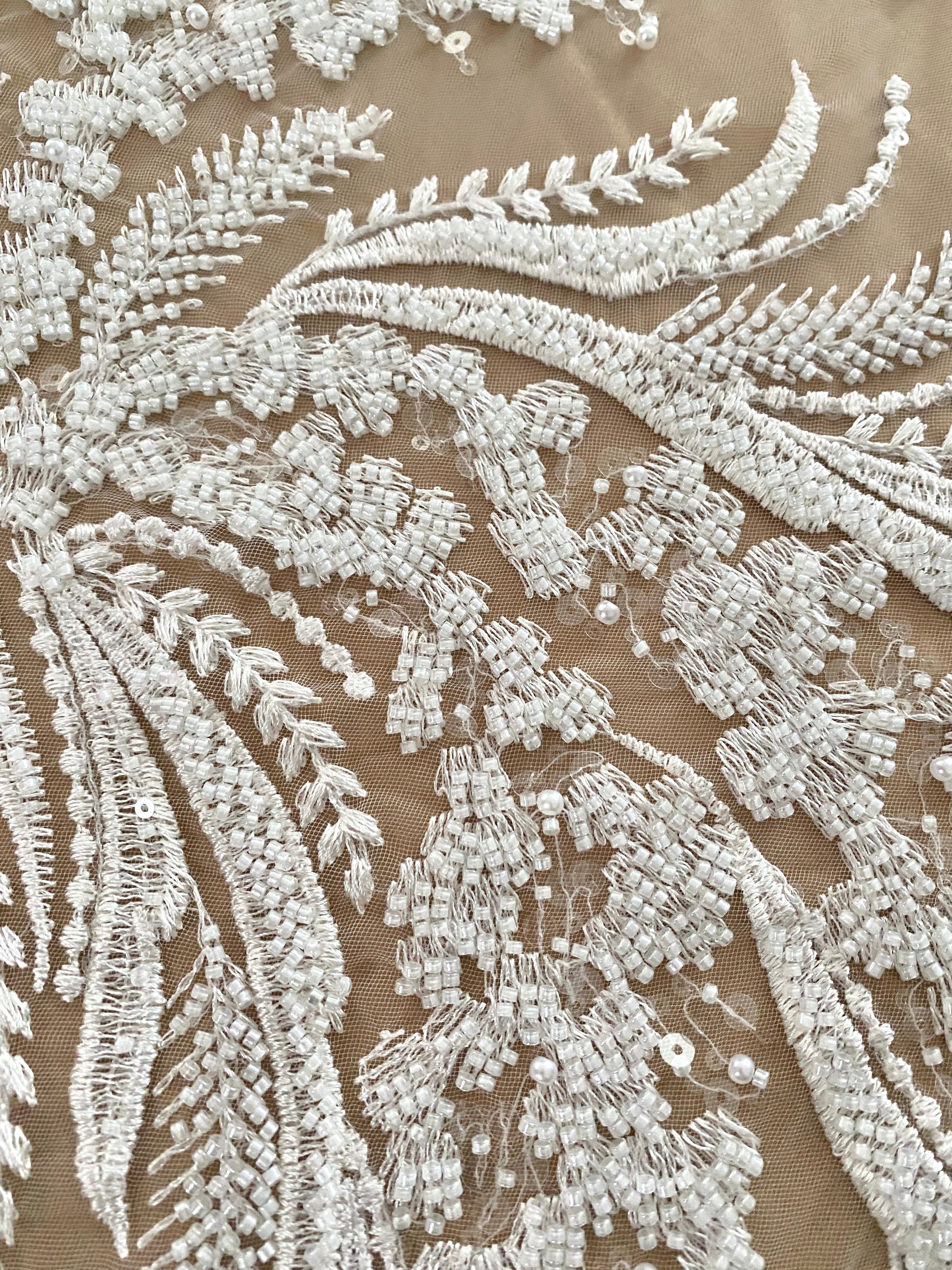 Lace with Floral Pattern, with Sided Pearls and Sequins