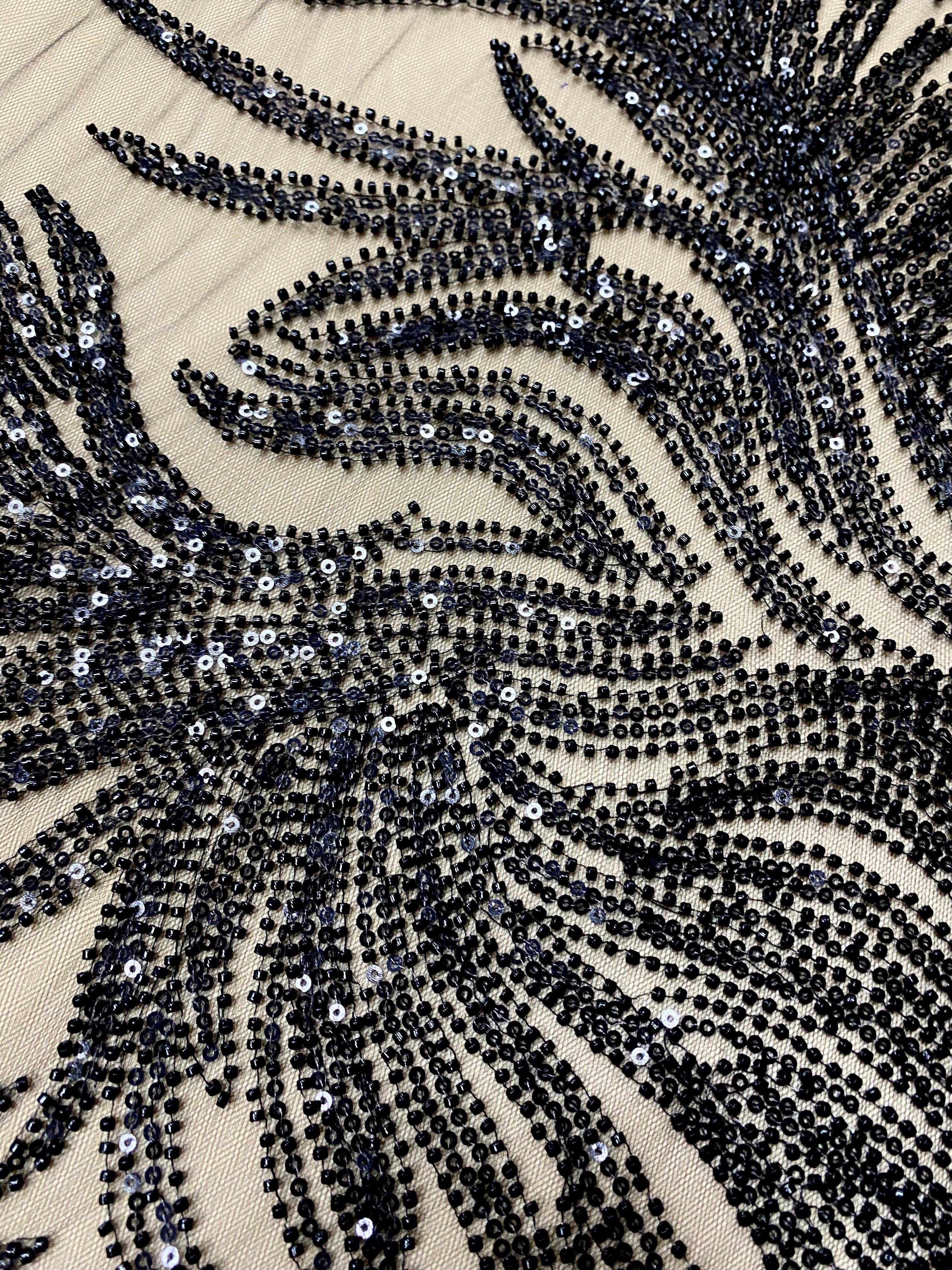 Dantela Couture Neagra cu Siraguri, cu Margele si Paiete