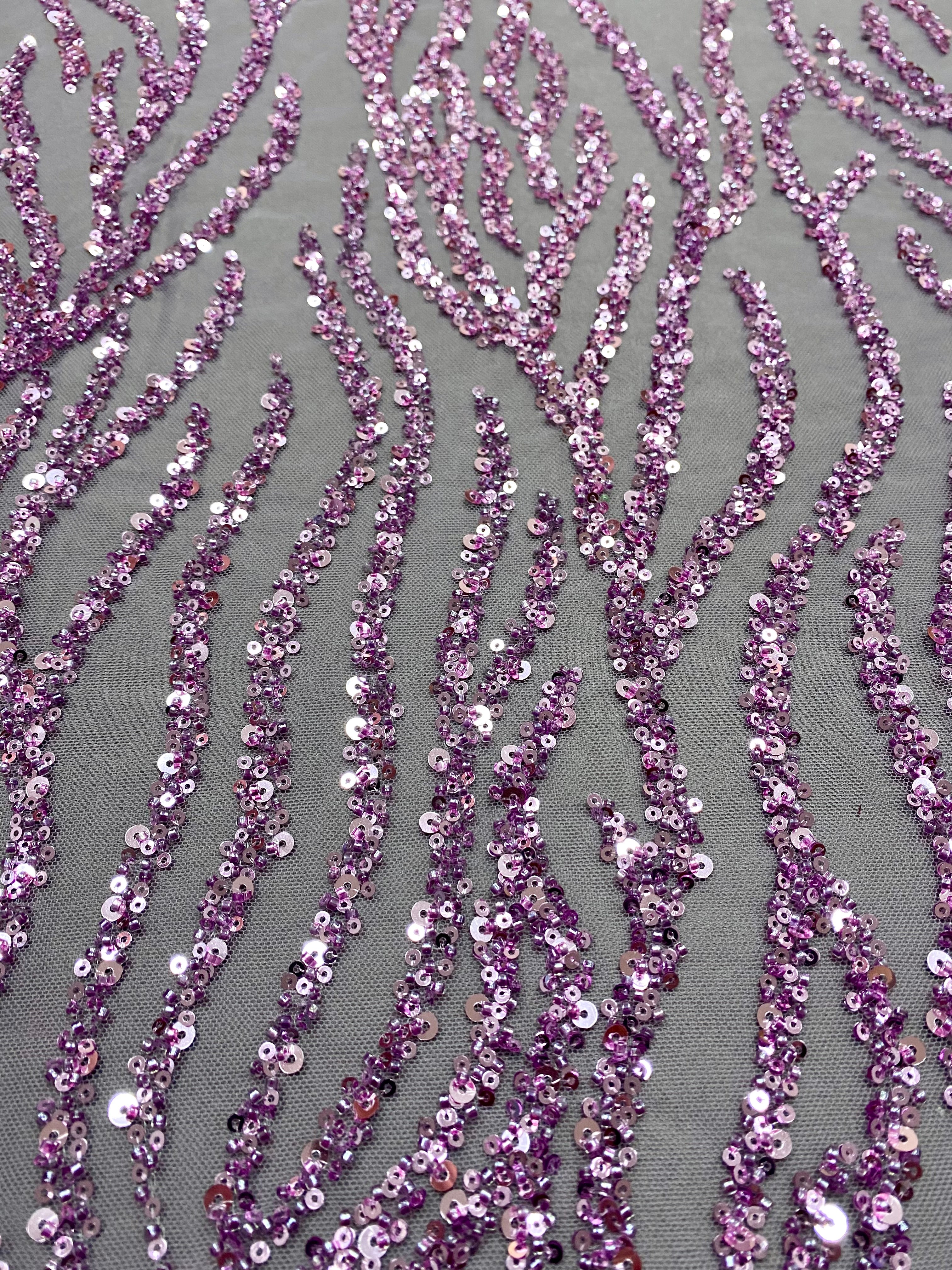 Dantela Couture Lavanda Pudrata cu Siraguri, cu Margele si Paiete