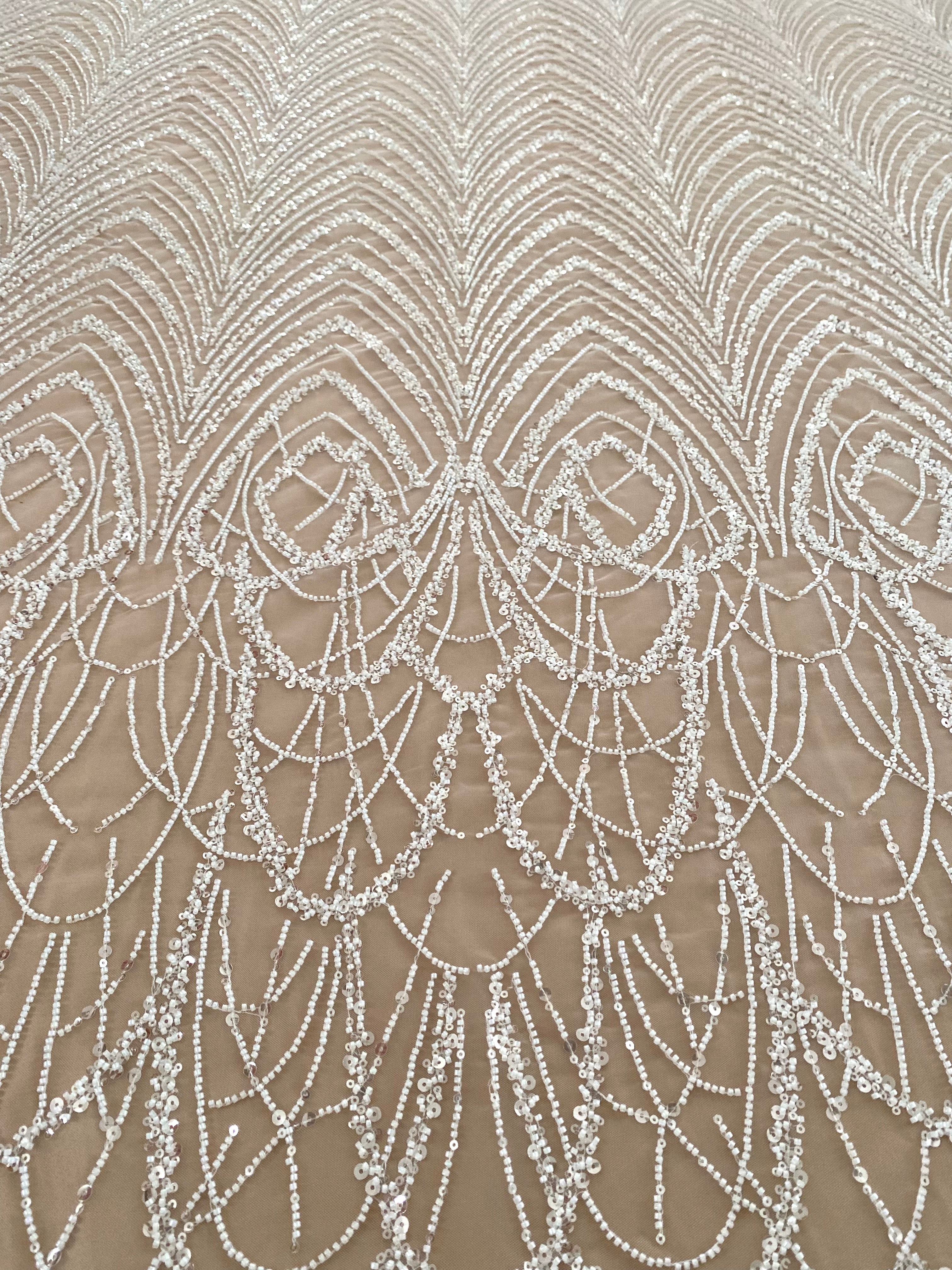 Cupon 2.30 m din Dantela Couture Ivory cu Model Geometric cu Margele si Paiete