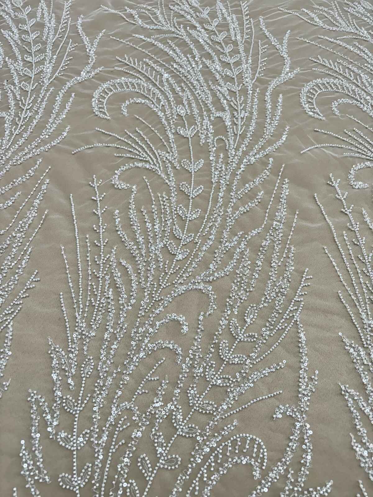 Dantela Couture Ivory cu Model Floral, cu Margele si Paiete