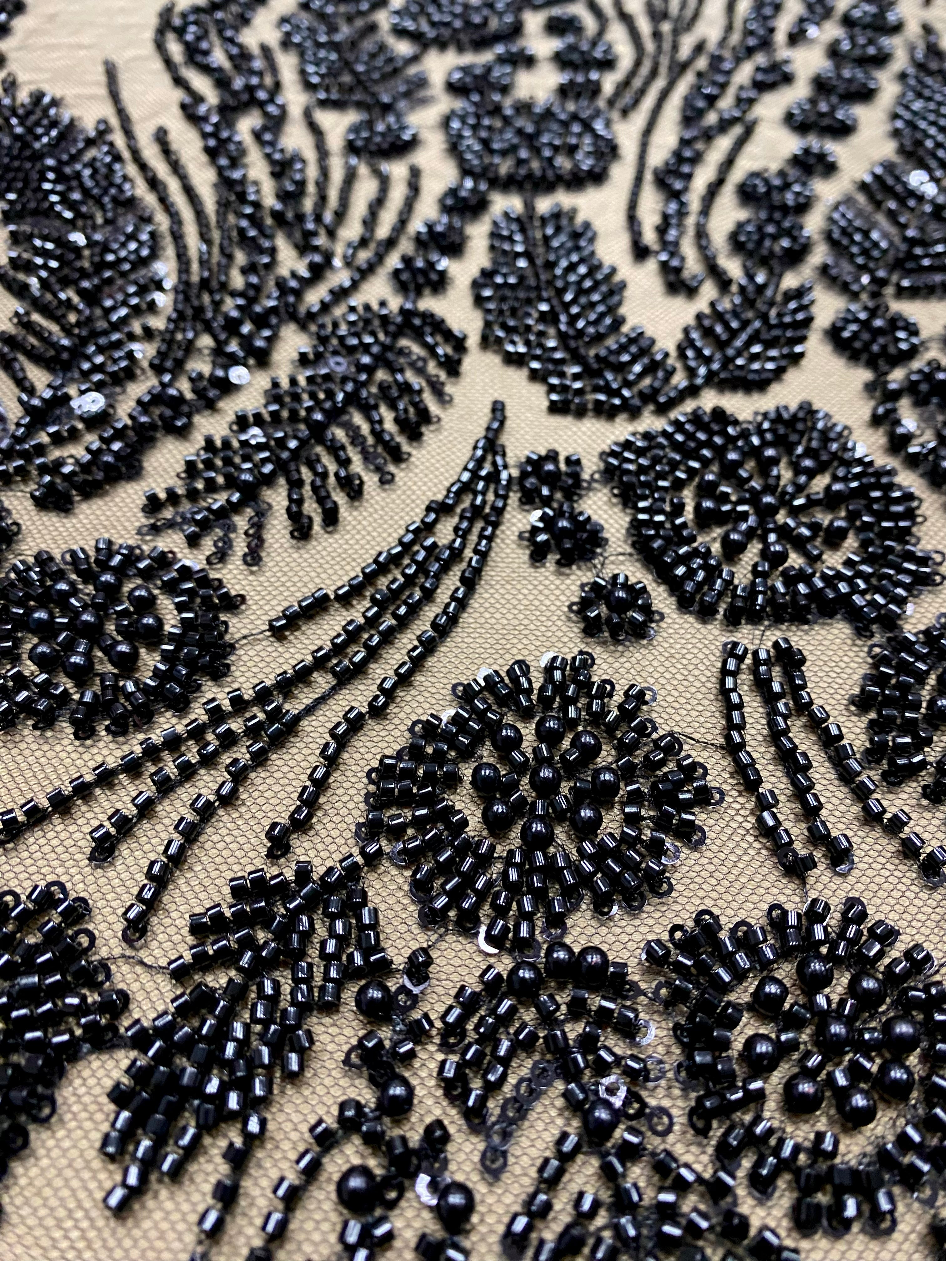Dantela Couture Neagra cu Model Floral, Perle, Margele si Paiete