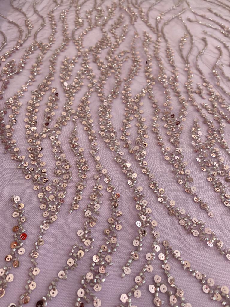 Dantela Couture Lavanda Pudrata cu  Siraguri, cu Margele si Paiete