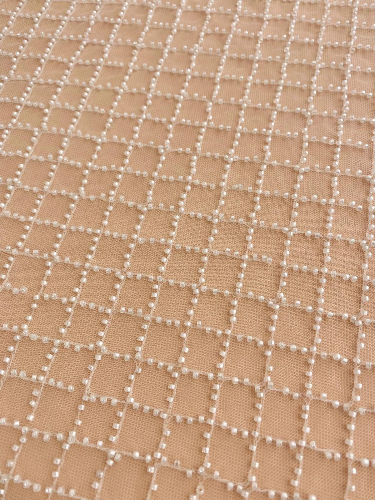 Dantela cu Model Geometric, cu Perle si Paiete