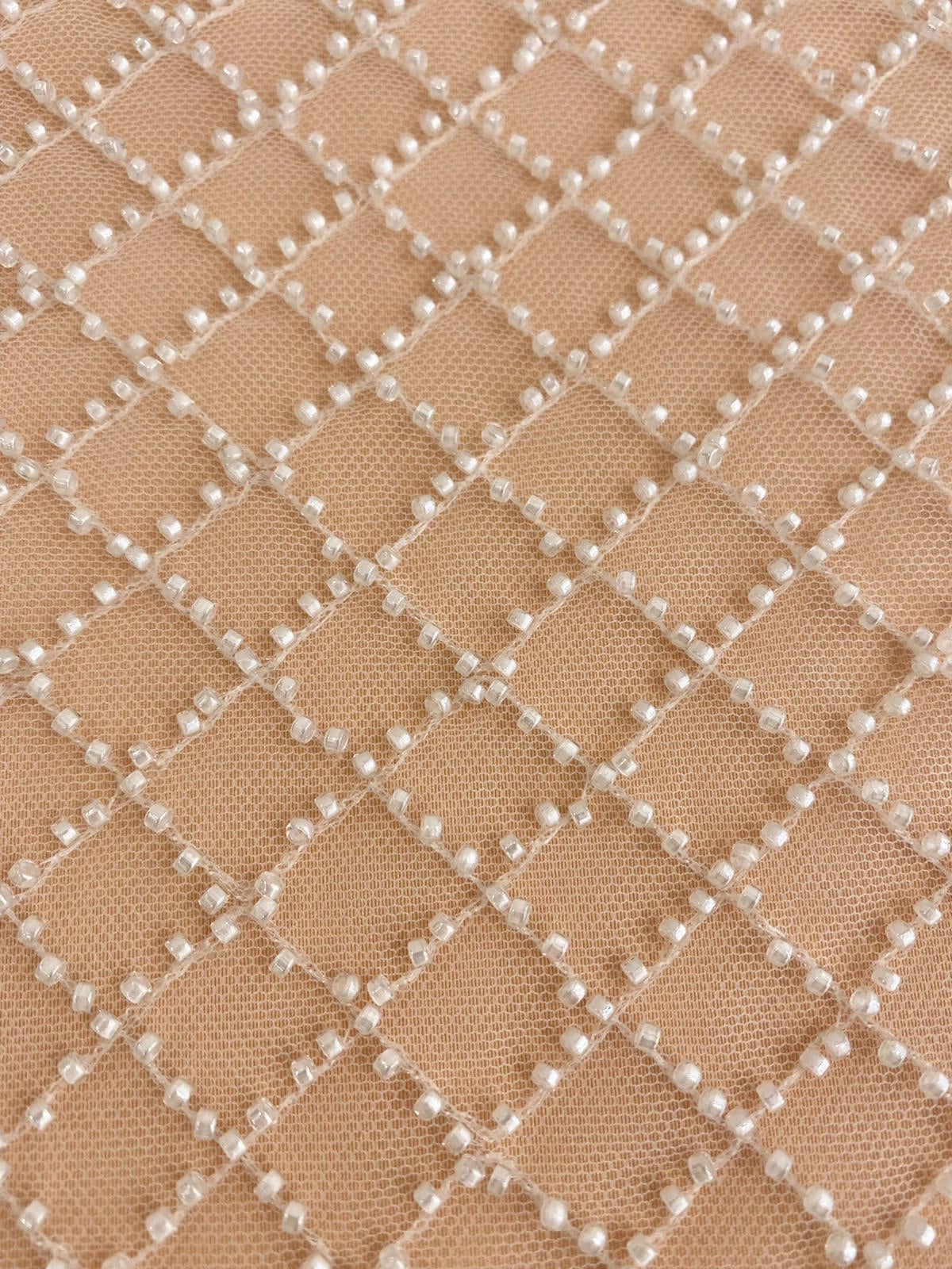 Dantela cu Model Geometric, cu Perle si Paiete